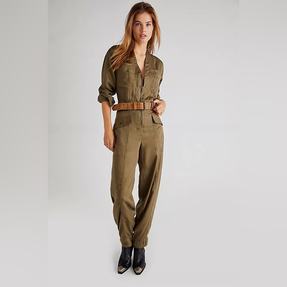 Free People Time For Me Coveralls Jumpsuit in Olive Green Size Small EUC